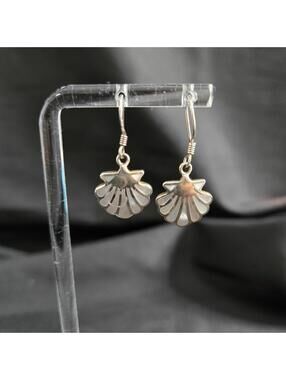 Sterling Silver Vintage Mother of Pearl Sea Shell Earrings 925 Drop Dangle